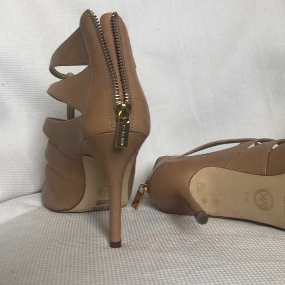 Michael Kors nude caged heels - Picture 5 of 8